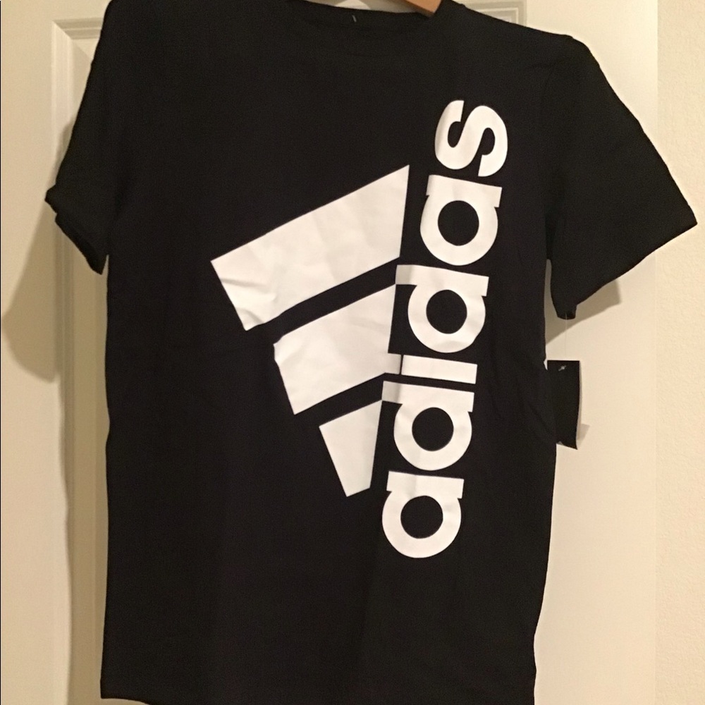 Boys/girls Black Adidas T-shirt